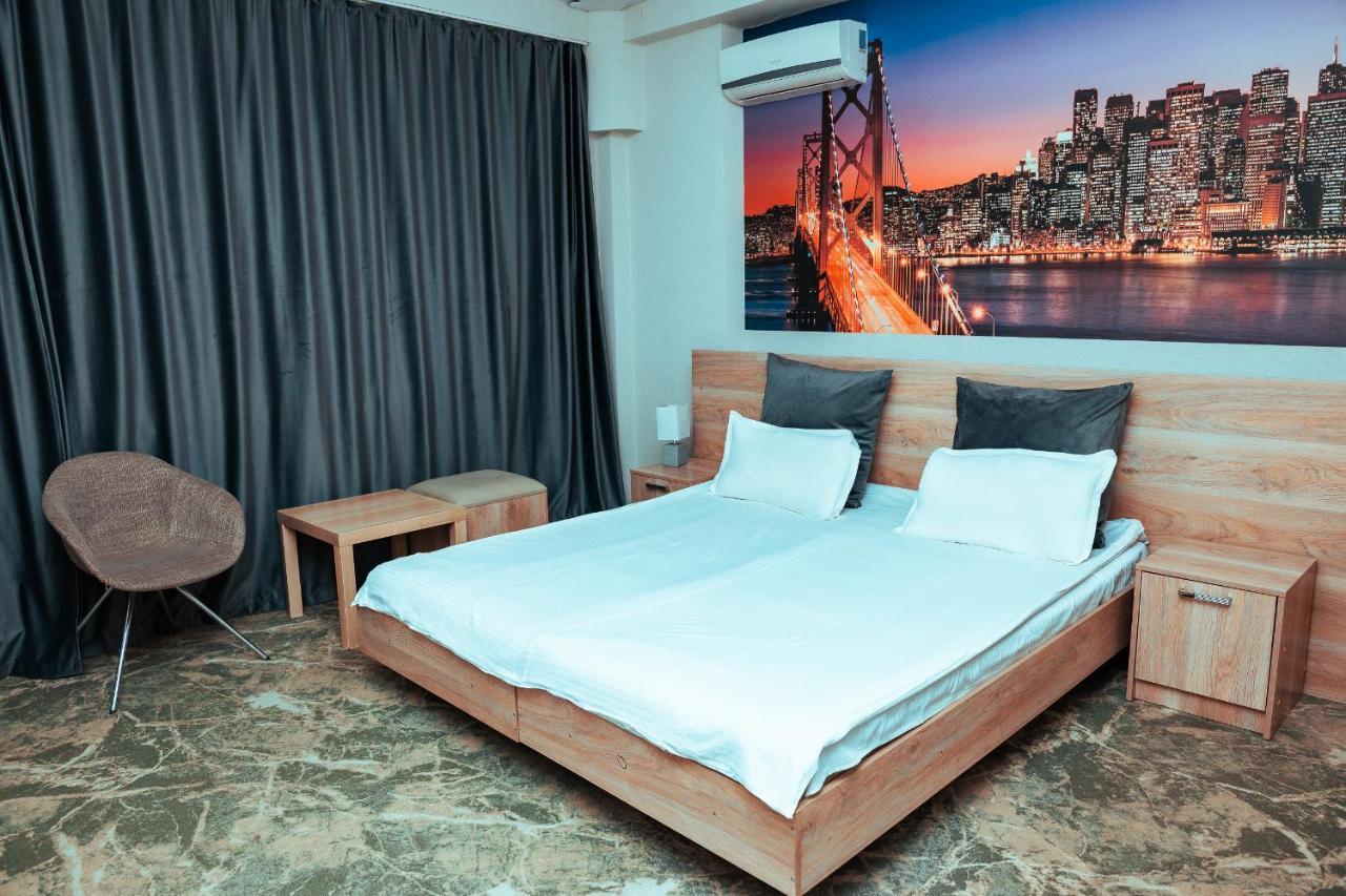 Ocean Hotel Бішкек Екстер'єр фото